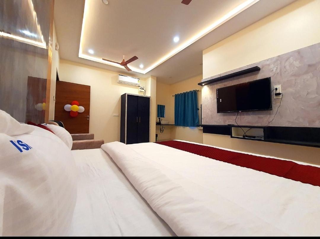 Hotel Vsr Grand Vijayawāda Exterior foto